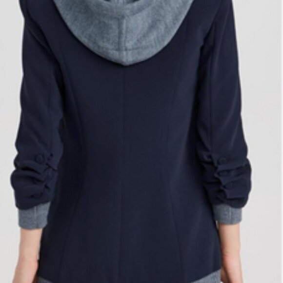 Cinq A Sept Sweater Knit Khloe Blazer in Navy/Heather Gray - Picture 3 of 9